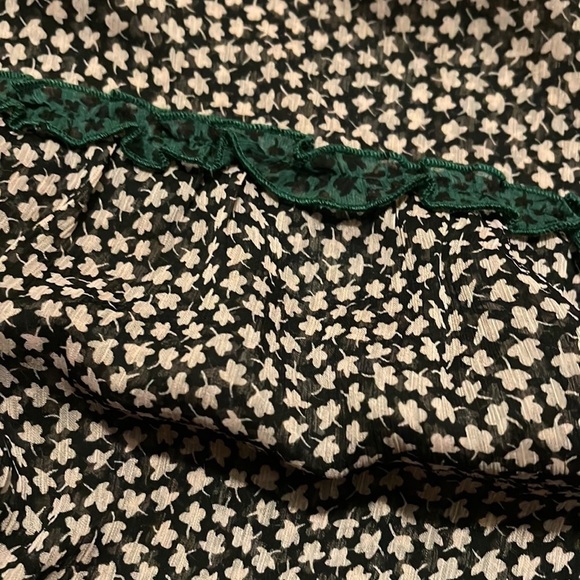 Boden Talise Sheer Tunic Top in Milkshake Petal Size 8 - Picture 5 of 6